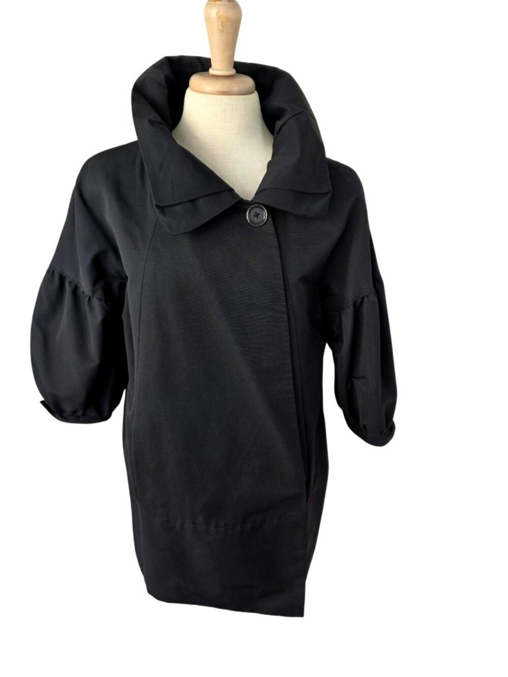 Banana Republic Cocoon Coat Sz PM Black Sculpt Balloon Slv Asymmetric Minimalist